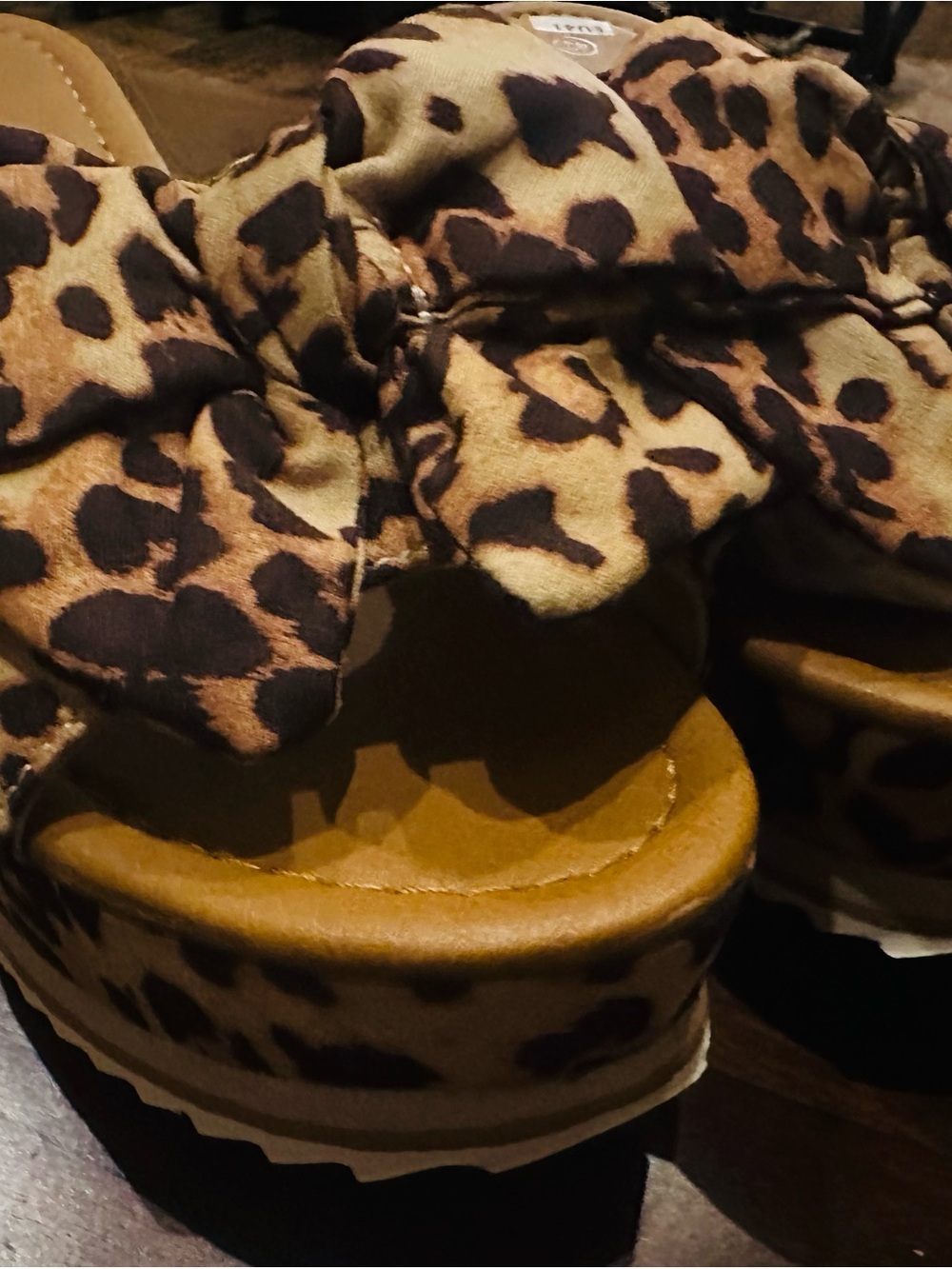NEW CUTE Women’s Leopard lightweight Slide Sandals with bow - 42